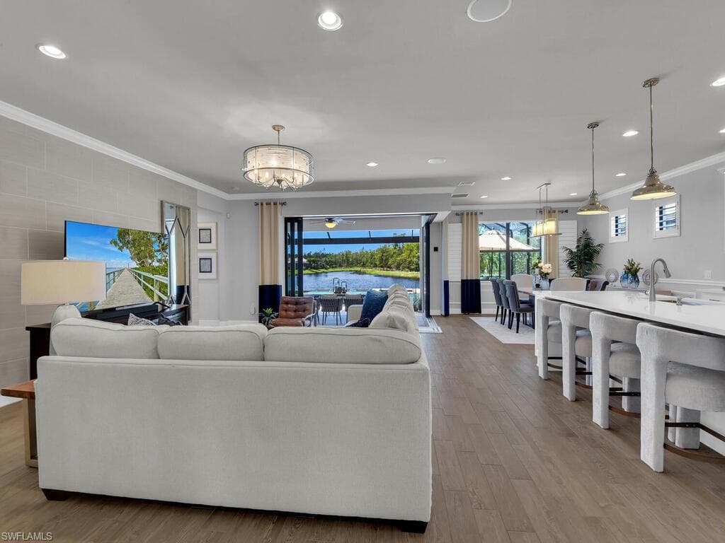 7412 Winding Cypress DR, NAPLES FL 34114-12