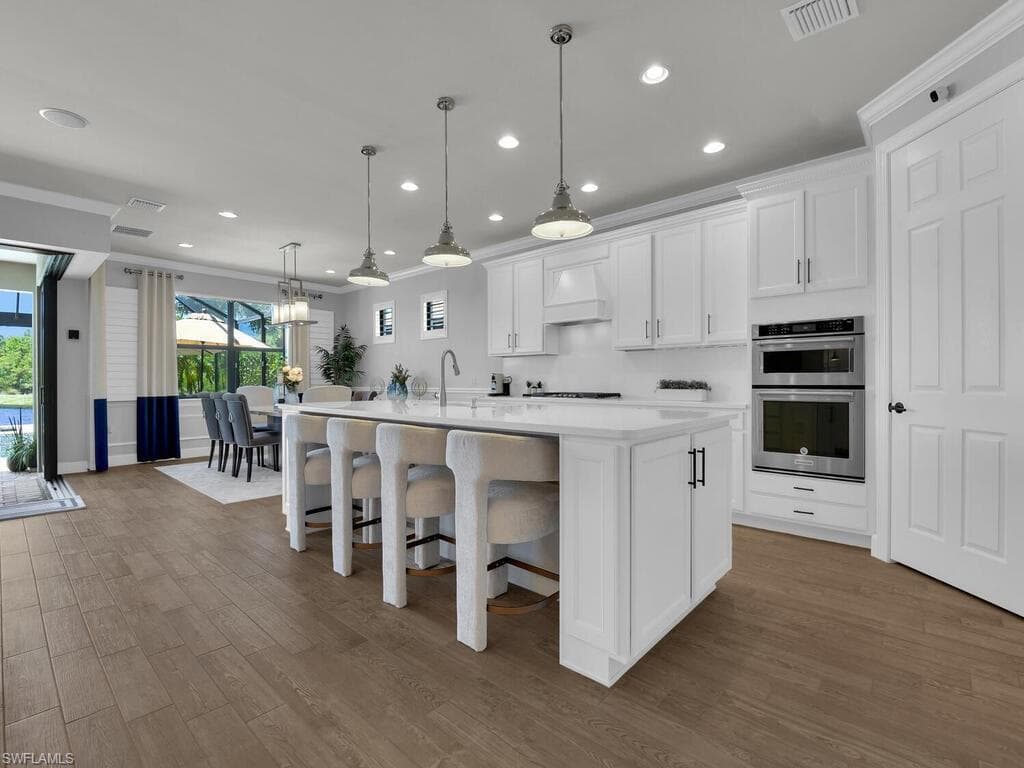 7412 Winding Cypress DR, NAPLES FL 34114-4