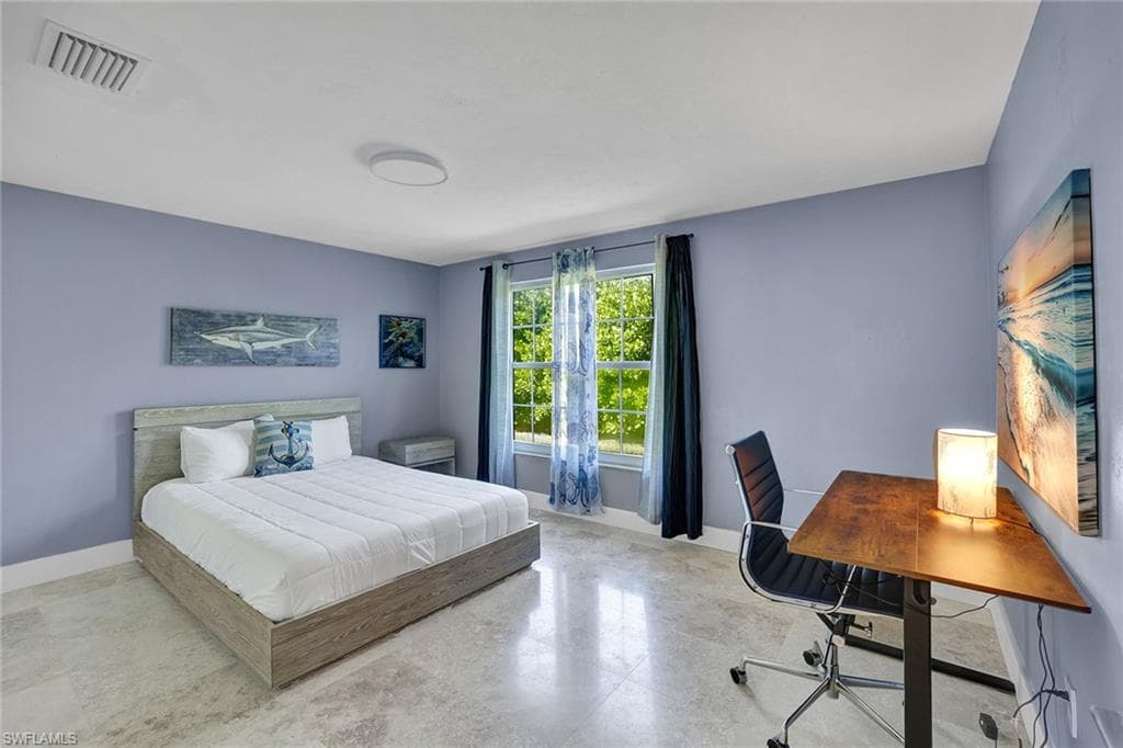 921 Scott DR-22