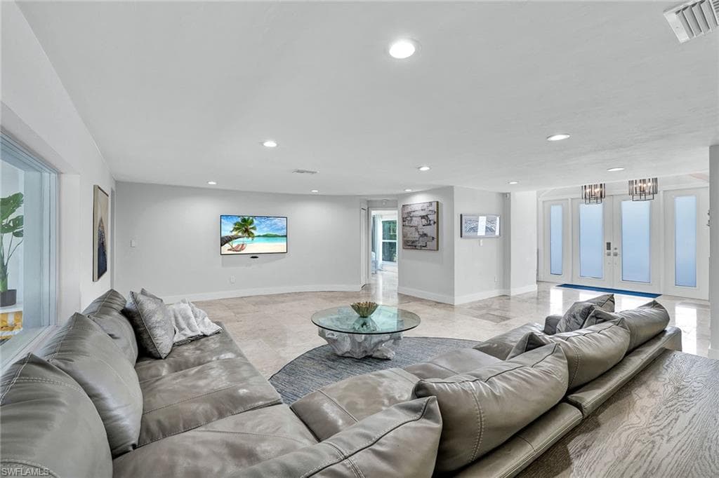 921 Scott DR-12