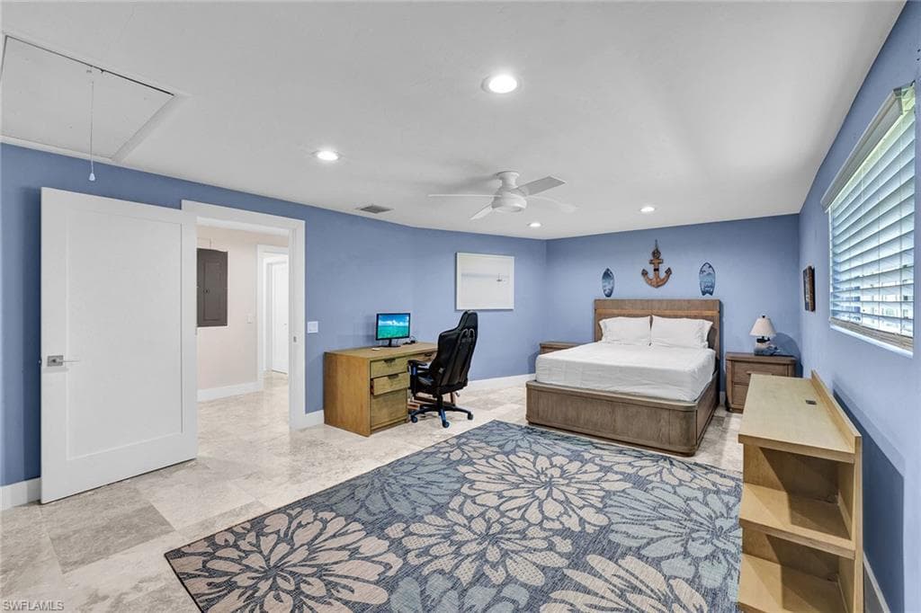 921 Scott DR-20