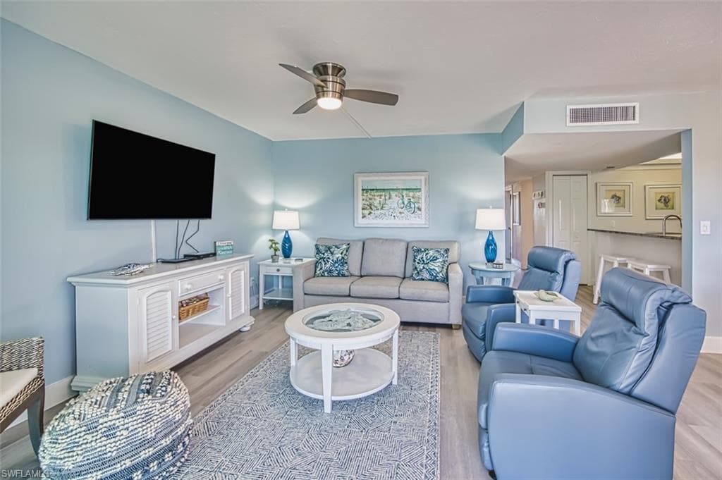 1246 Fulgur ST # 207, SANIBEL FL 33957-12