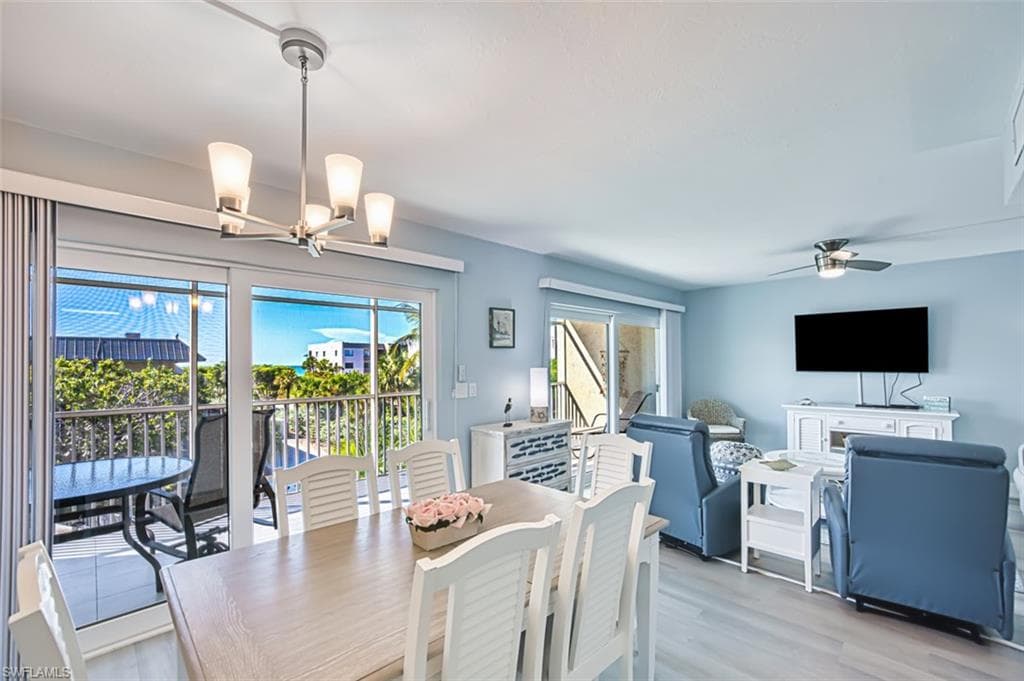 1246 Fulgur ST # 207, SANIBEL FL 33957-13