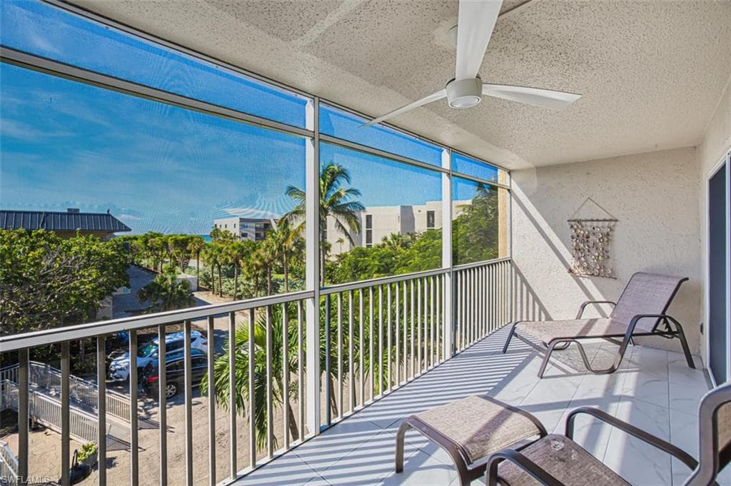 1246 Fulgur ST # 207, SANIBEL FL 33957-17