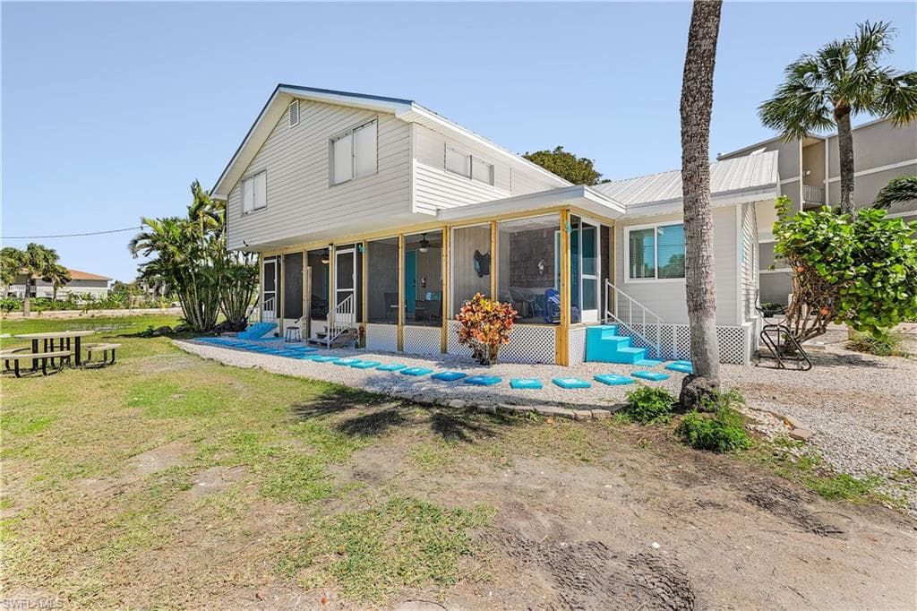 610 Donax ST # 311, SANIBEL FL 33957-26