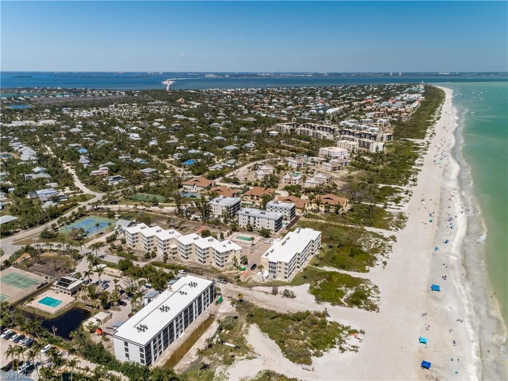 610 Donax ST # 311, SANIBEL FL 33957-32