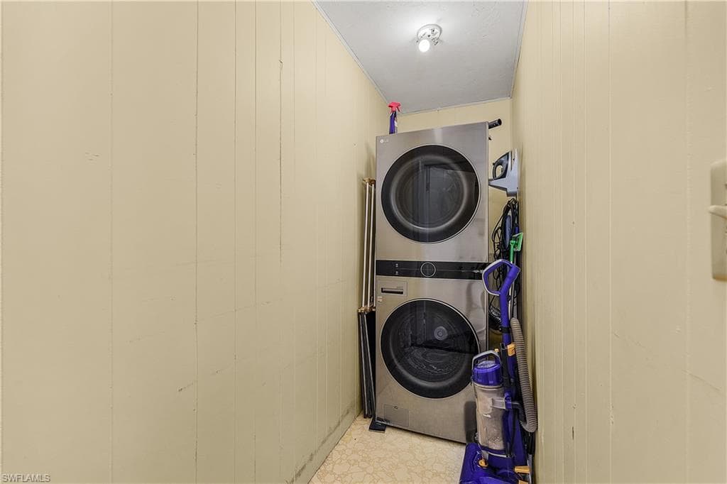 610 Donax ST # 311, SANIBEL FL 33957-24