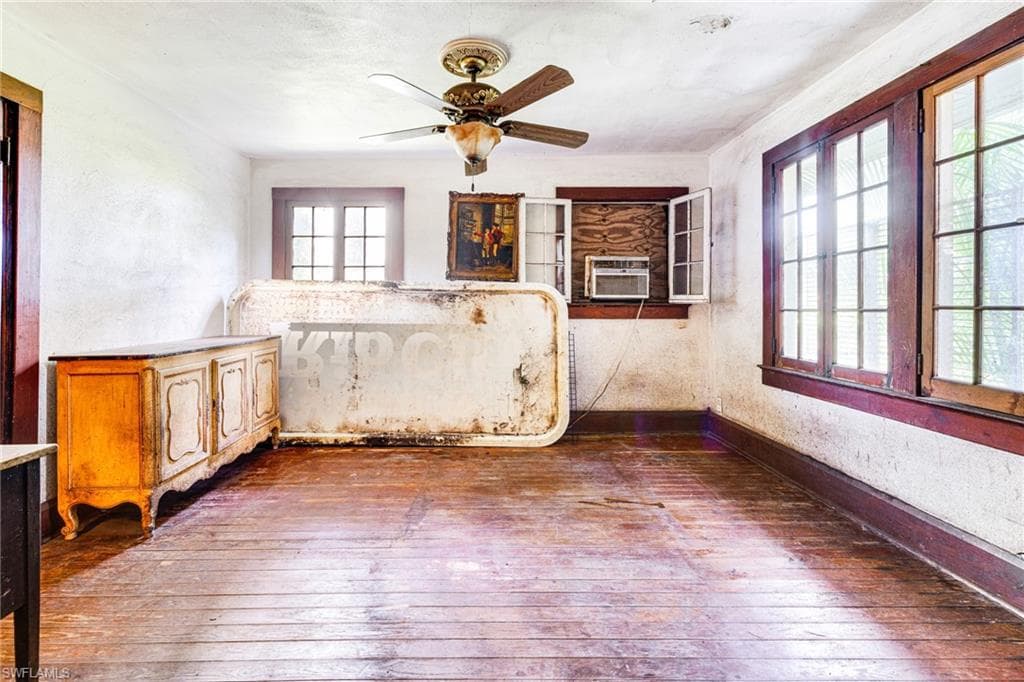 62 Prospect AVE, FORT MYERS FL 33905-23