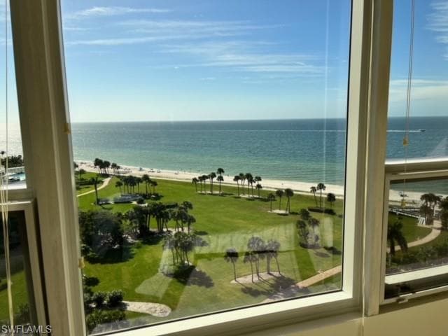 4251 Gulf Shore BLVD N # 14C, NAPLES FL 34103-12