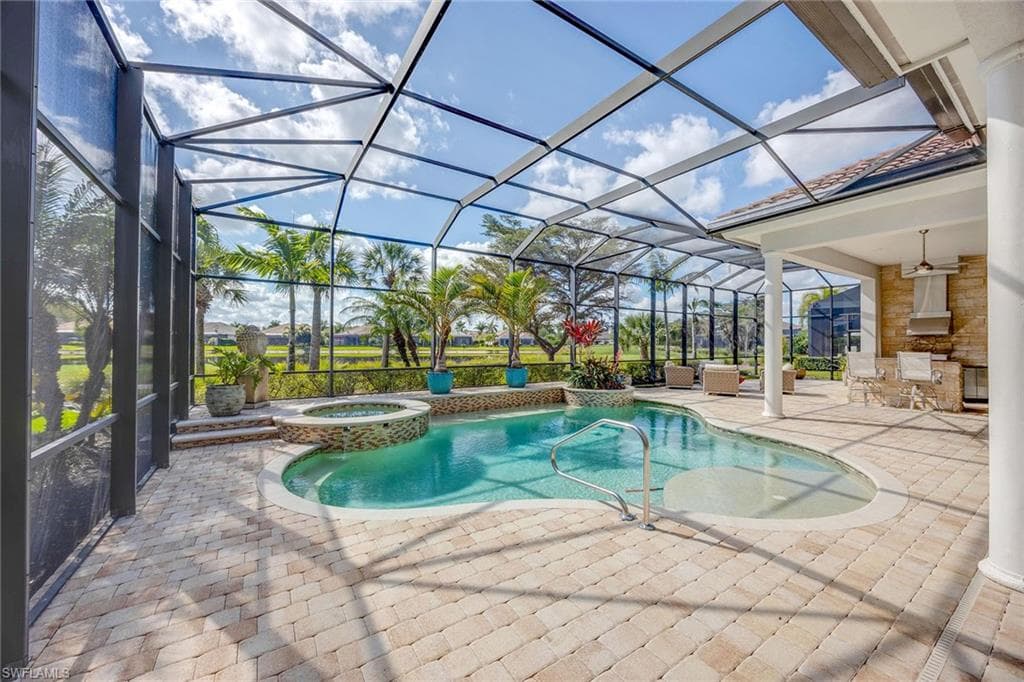 11920 Hedgestone CT, NAPLES FL 34120-29