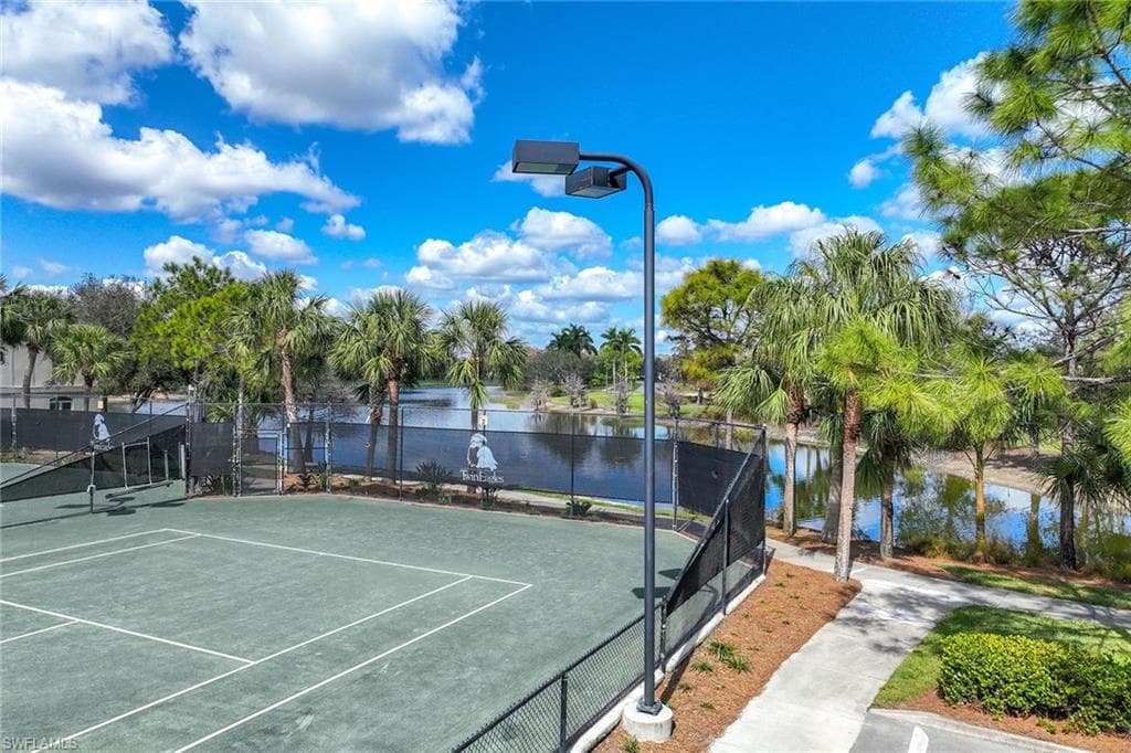 11920 Hedgestone CT, NAPLES FL 34120-44