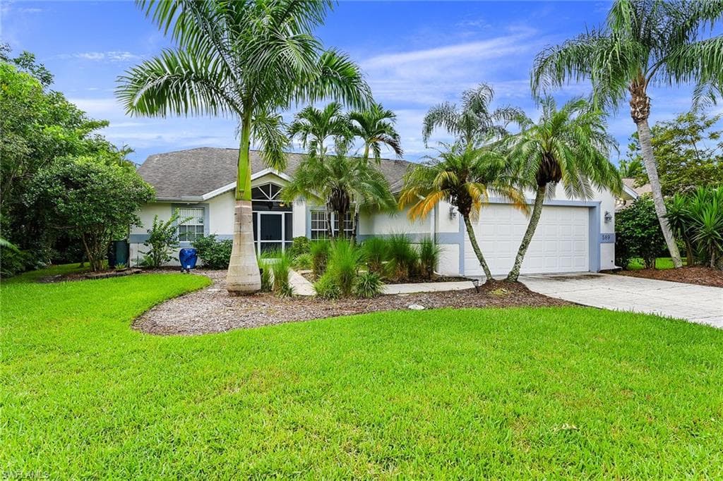589 Lambton LN, NAPLES FL 34104-1