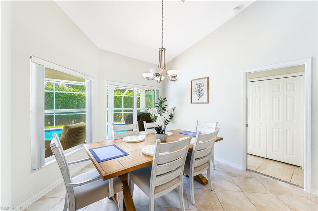 589 Lambton LN, NAPLES FL 34104-4