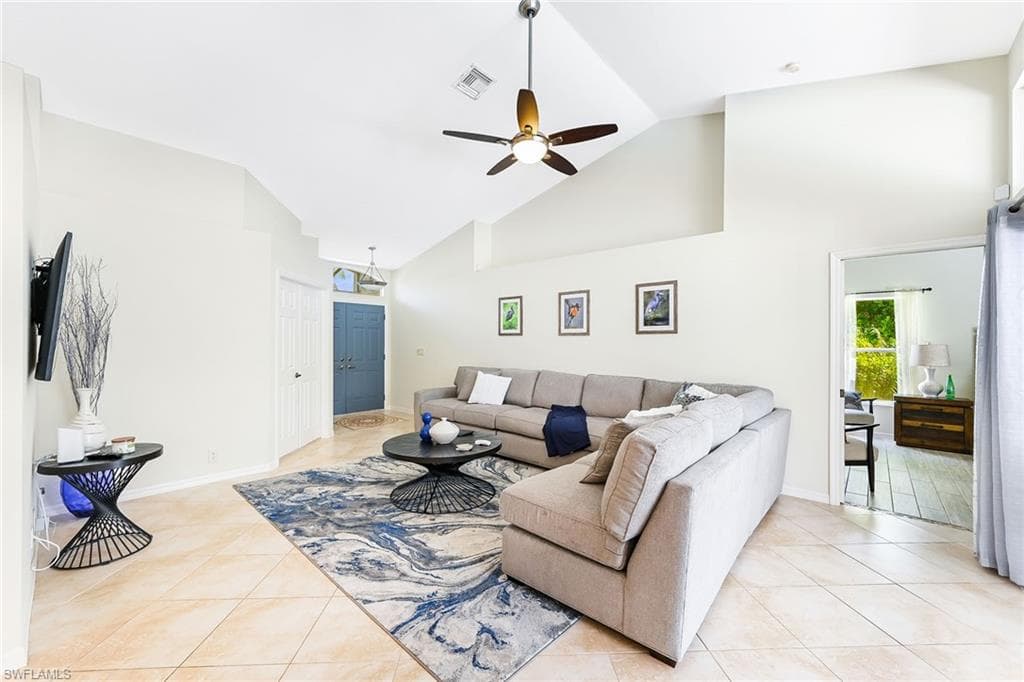 589 Lambton LN, NAPLES FL 34104-3
