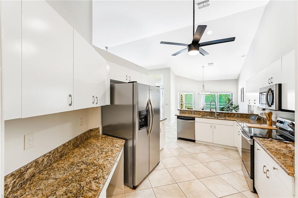 589 Lambton LN, NAPLES FL 34104-7