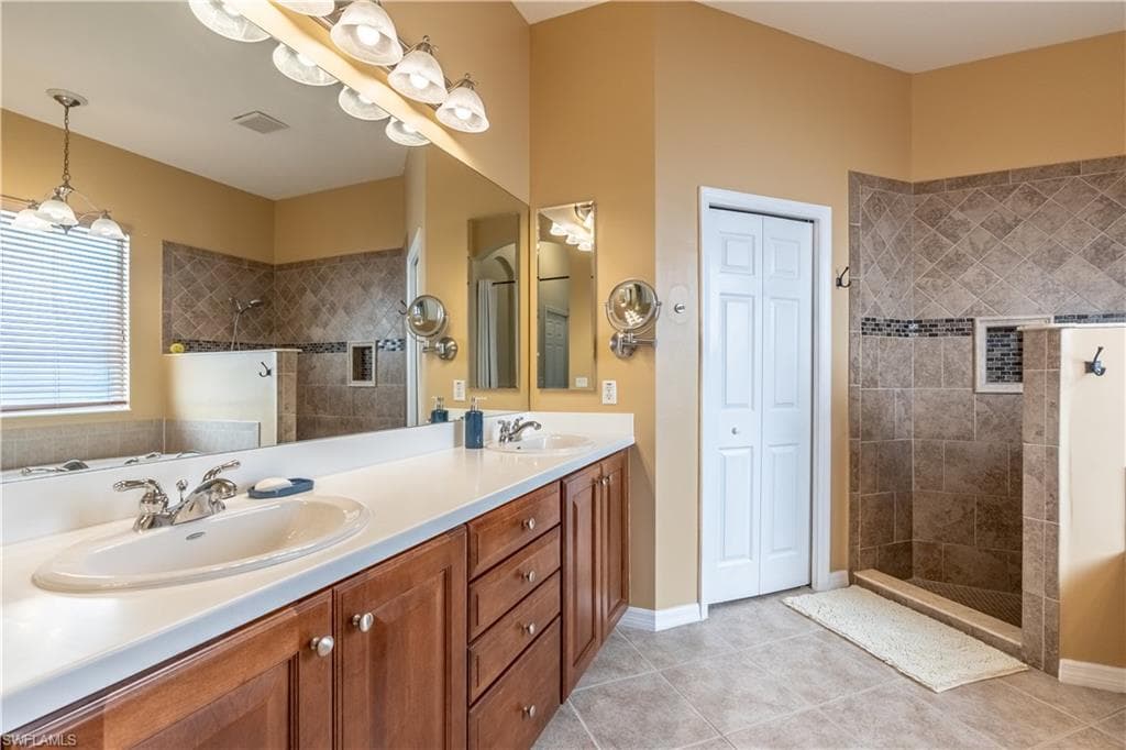 12414 Rock Ridge LN, FORT MYERS FL 33913-16