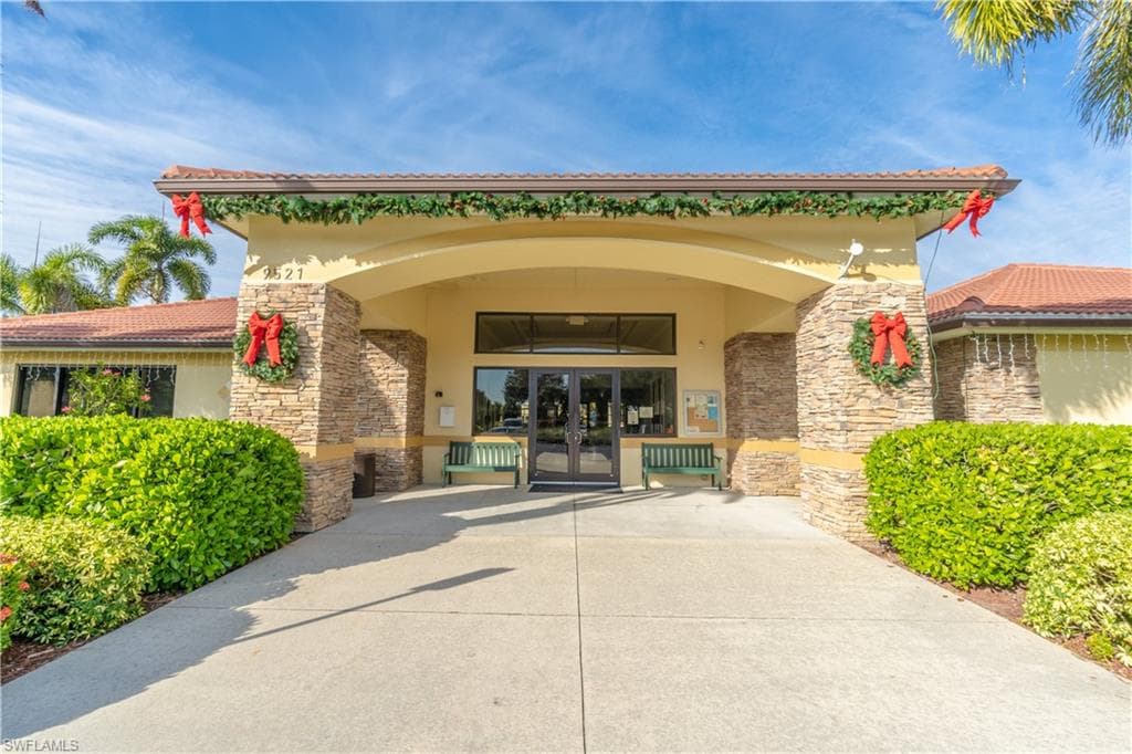12414 Rock Ridge LN, FORT MYERS FL 33913-36