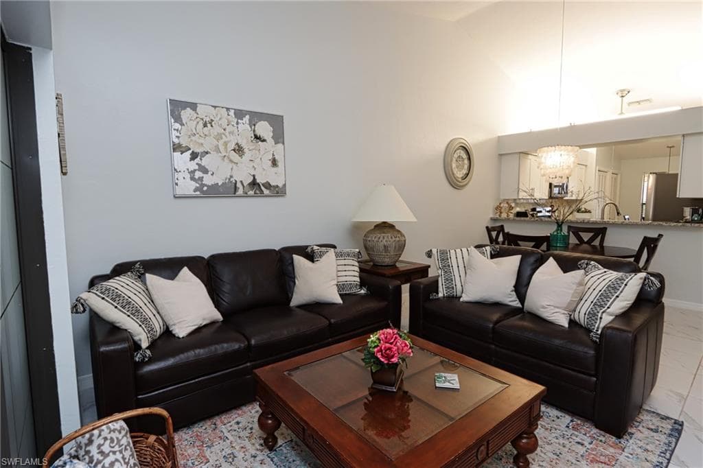 10805 Queen Anne LN # 203, NAPLES FL 34109-5