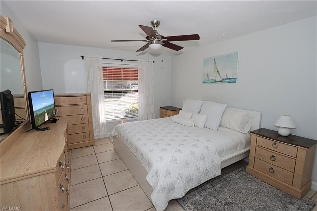 10805 Queen Anne LN # 203, NAPLES FL 34109-14