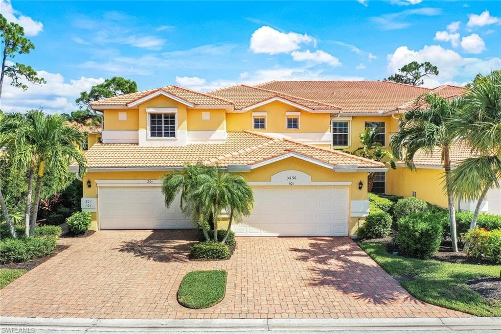 3430 Morning Lake DR # 201, ESTERO FL 34134-32