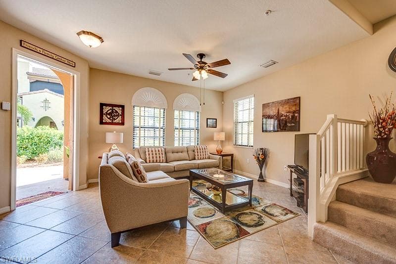 9040 Alturas ST # 5, NAPLES FL 34113-3