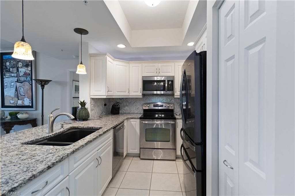 1001 Arbor Lake DR 606-8