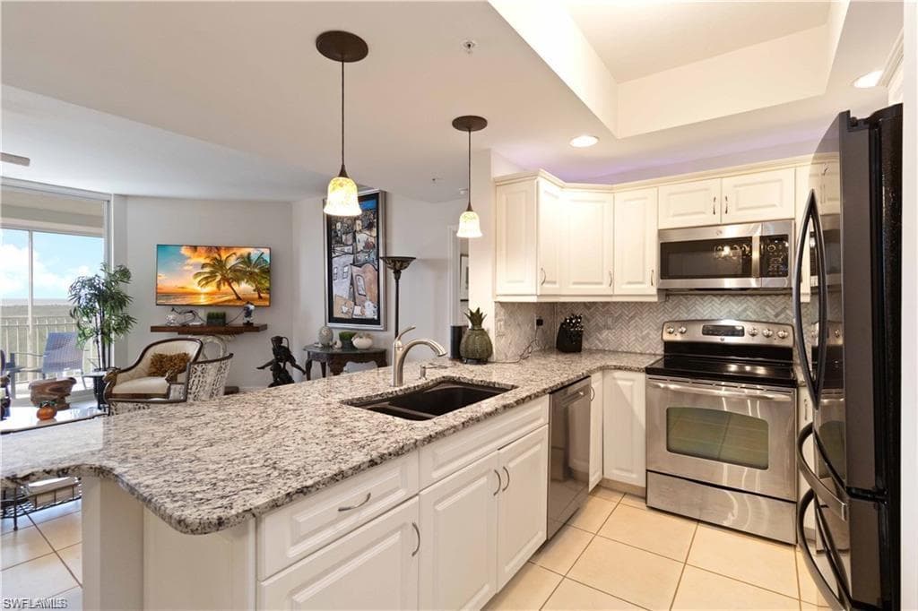 1001 Arbor Lake DR 606-3