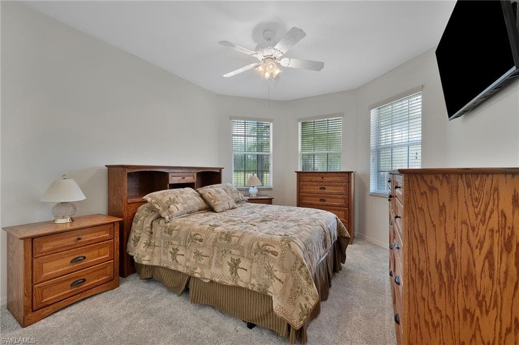 9239 Spanish Moss WAY, BONITA SPRINGS FL 34135-10