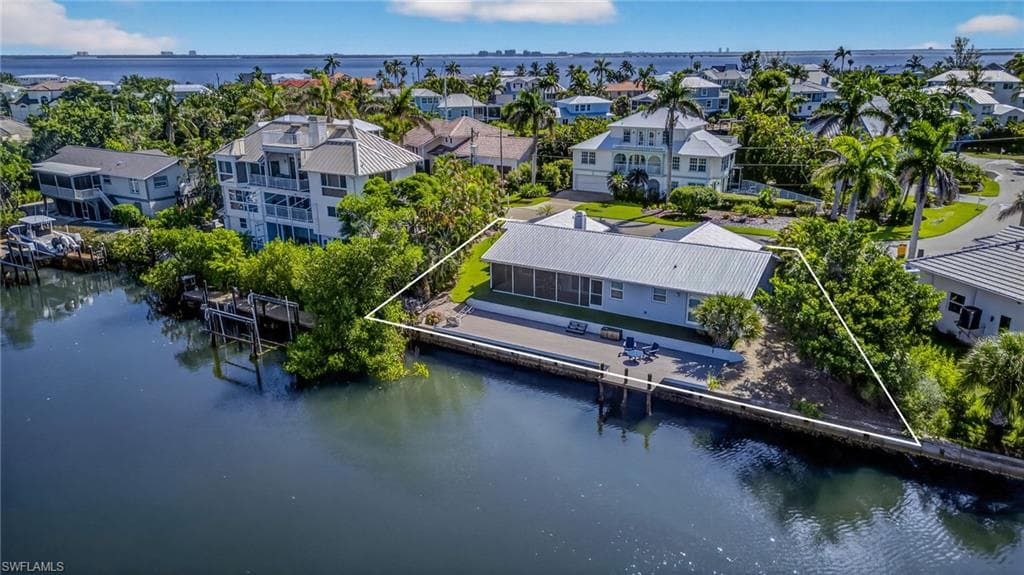 1739 Jewel Box DR, SANIBEL FL 33957-31