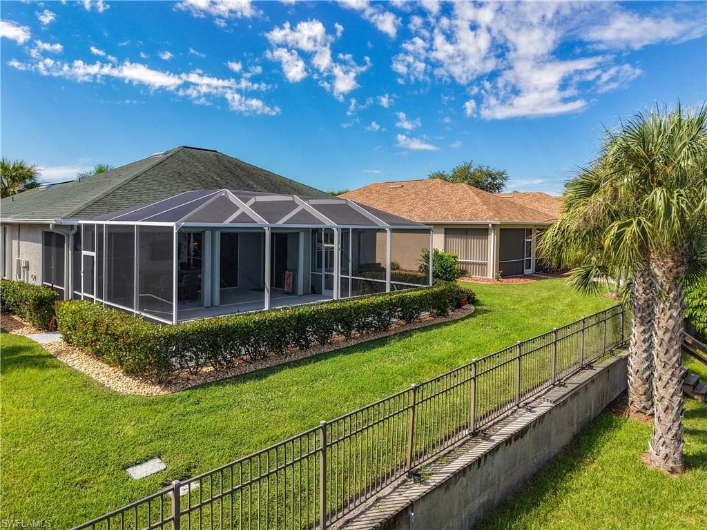 9346 Palm Island CIR, NORTH FORT MYERS FL 33903-41