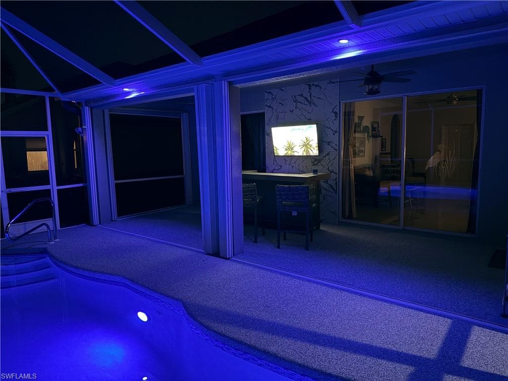 9346 Palm Island CIR, NORTH FORT MYERS FL 33903-46