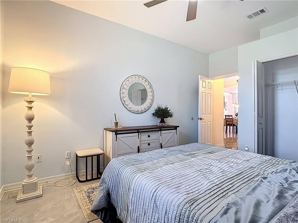 9346 Palm Island CIR, NORTH FORT MYERS FL 33903-21