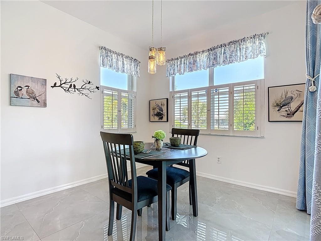 9346 Palm Island CIR, NORTH FORT MYERS FL 33903-13