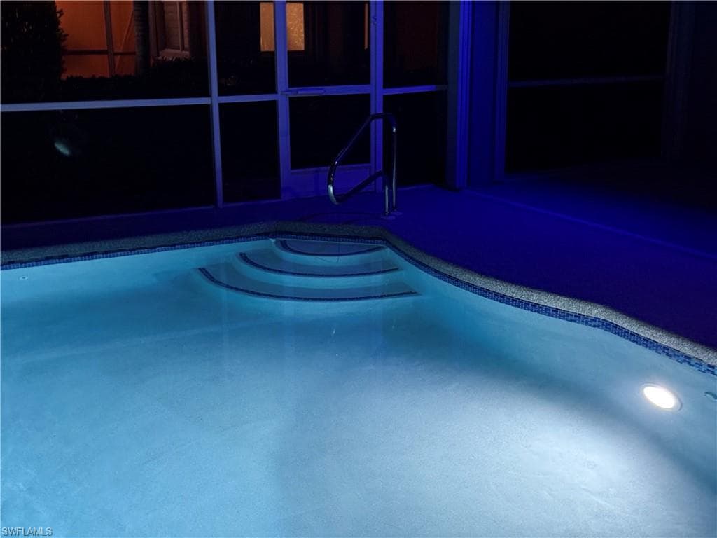 9346 Palm Island CIR, NORTH FORT MYERS FL 33903-44