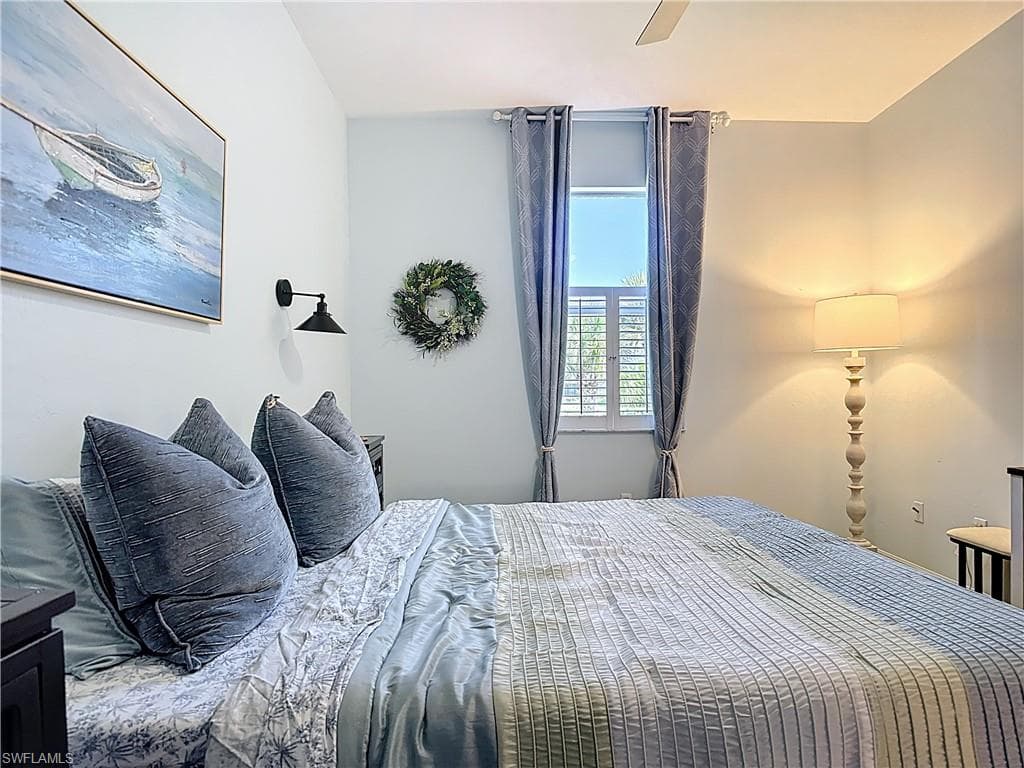 9346 Palm Island CIR, NORTH FORT MYERS FL 33903-20