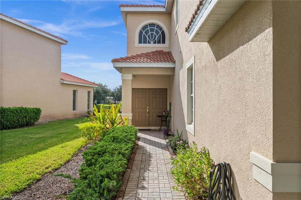 8830 Spring Mountain WAY, FORT MYERS FL 33908-3