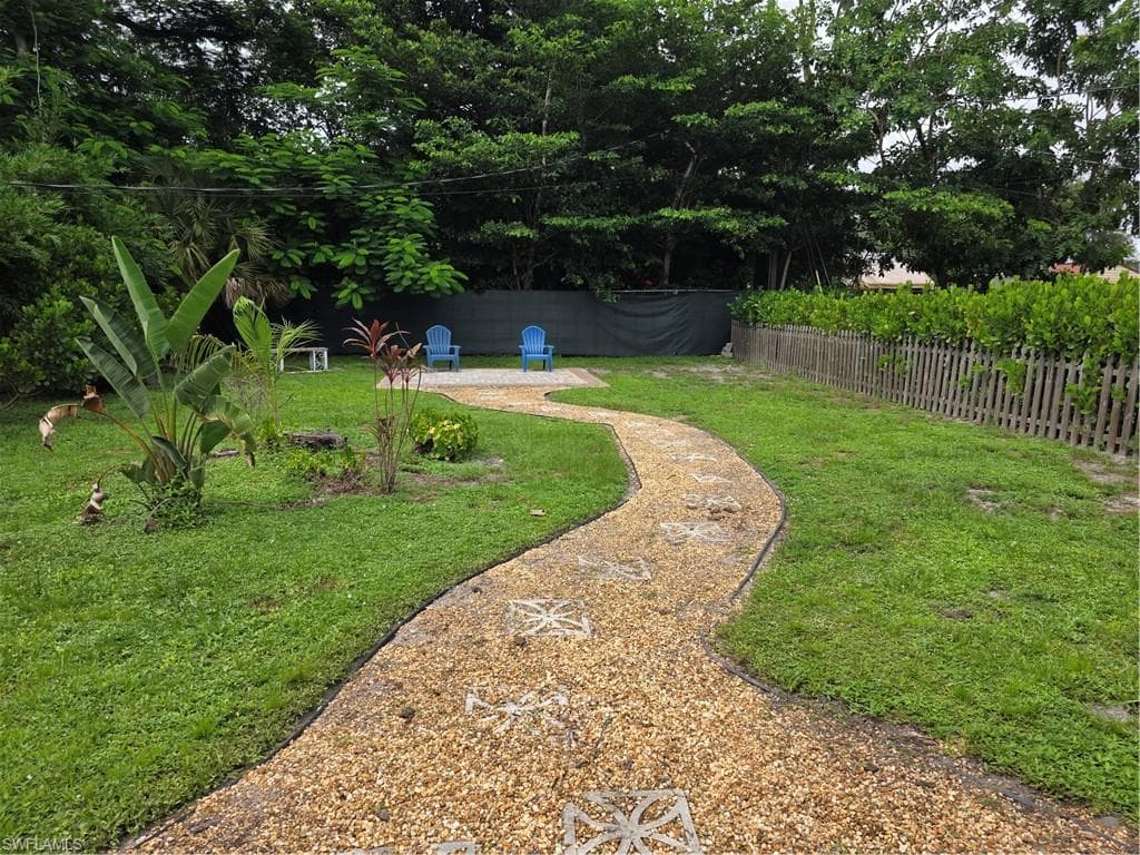 1915 Llewellyn DR, FORT MYERS FL 33901-14