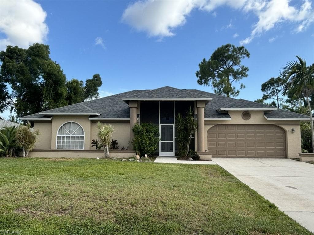 8216 New Jersey BLVD, FORT MYERS FL 33967-1