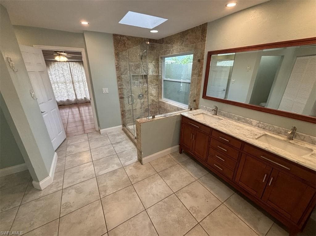 8216 New Jersey BLVD, FORT MYERS FL 33967-15