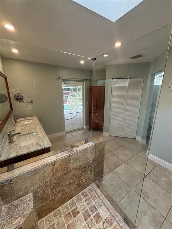 8216 New Jersey BLVD, FORT MYERS FL 33967-9