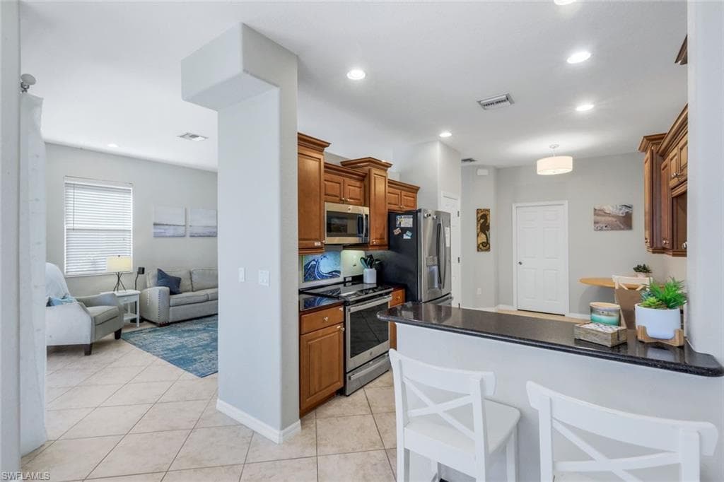 20007 Larino LOOP, ESTERO FL 33928-8