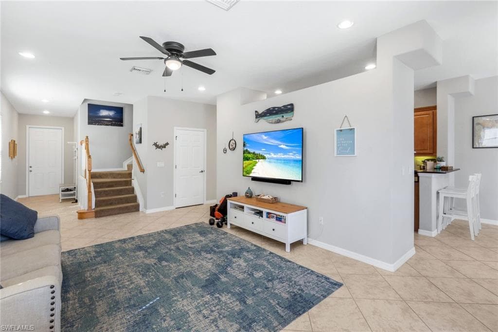 20007 Larino LOOP, ESTERO FL 33928-3
