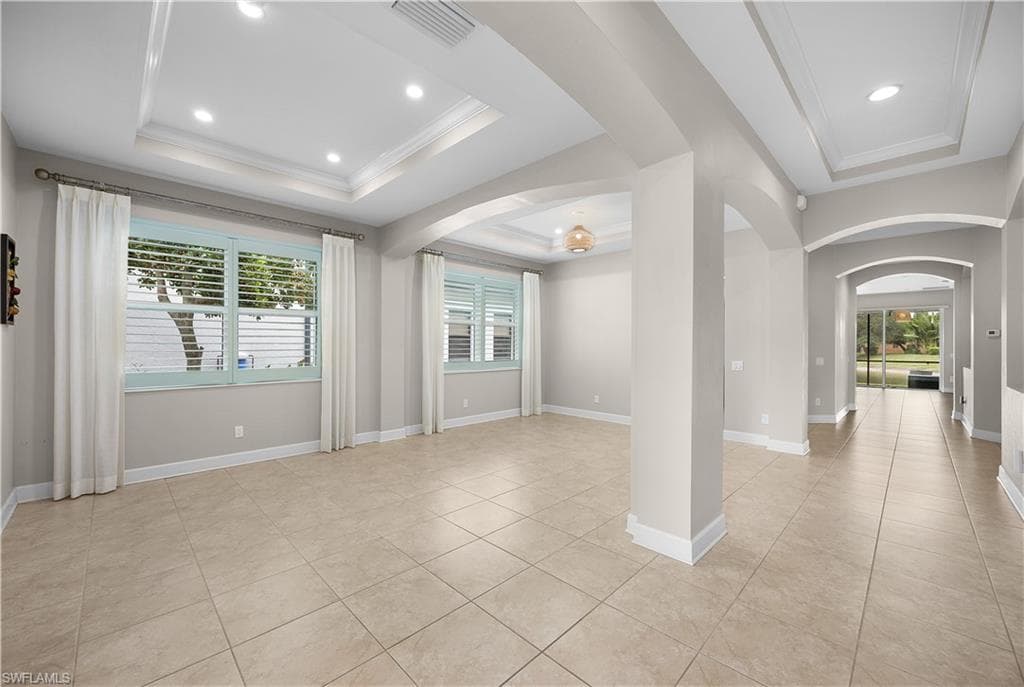 1465 Serrano CIR, NAPLES FL 34105-5