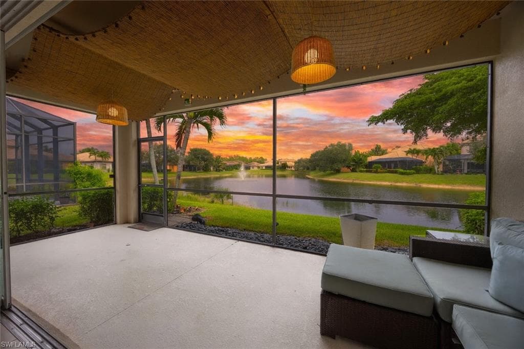 1465 Serrano CIR, NAPLES FL 34105-2