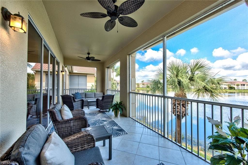9657 Cypress Hammock CIR # 202, ESTERO FL 34135-17