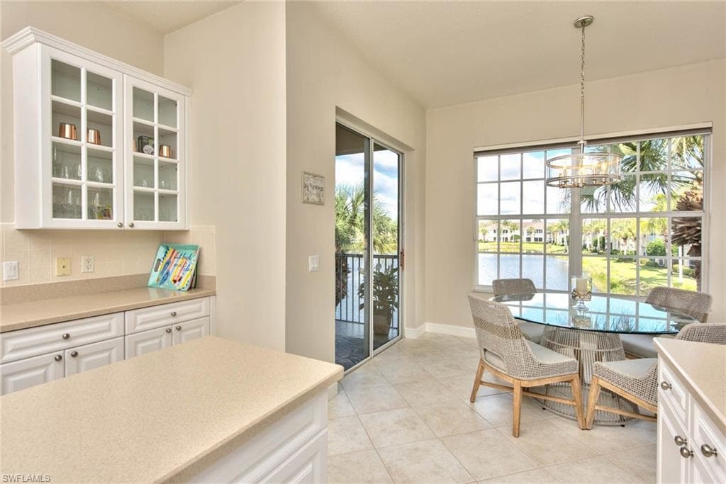 9657 Cypress Hammock CIR # 202, ESTERO FL 34135-14