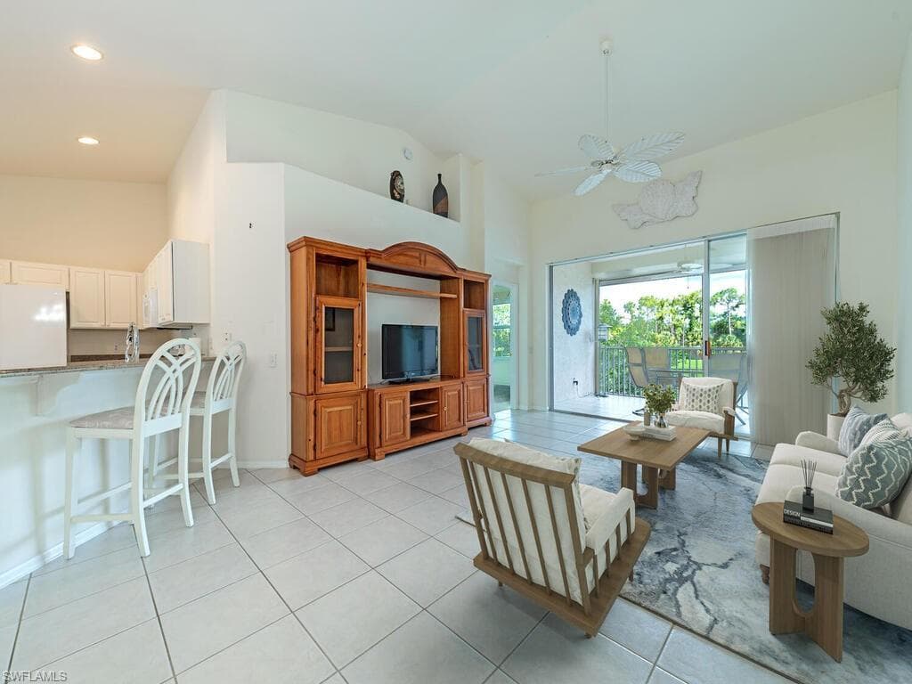 9351 Spring Run BLVD # 3203, ESTERO FL 34135-4