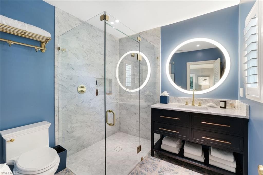 642 6th AVE N, NAPLES FL 34102-16