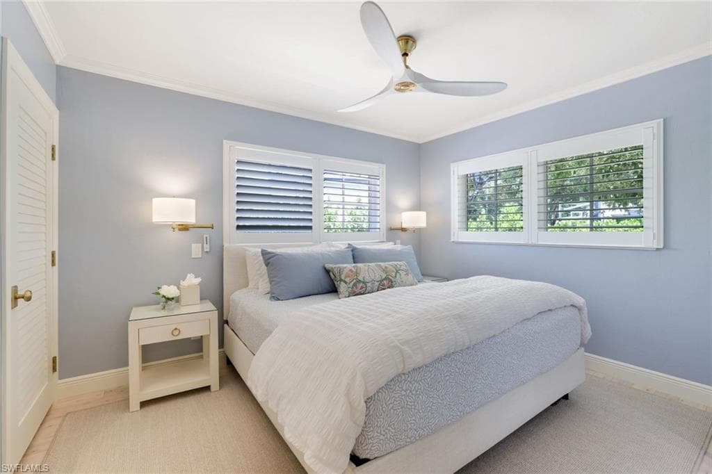 642 6th AVE N, NAPLES FL 34102-17
