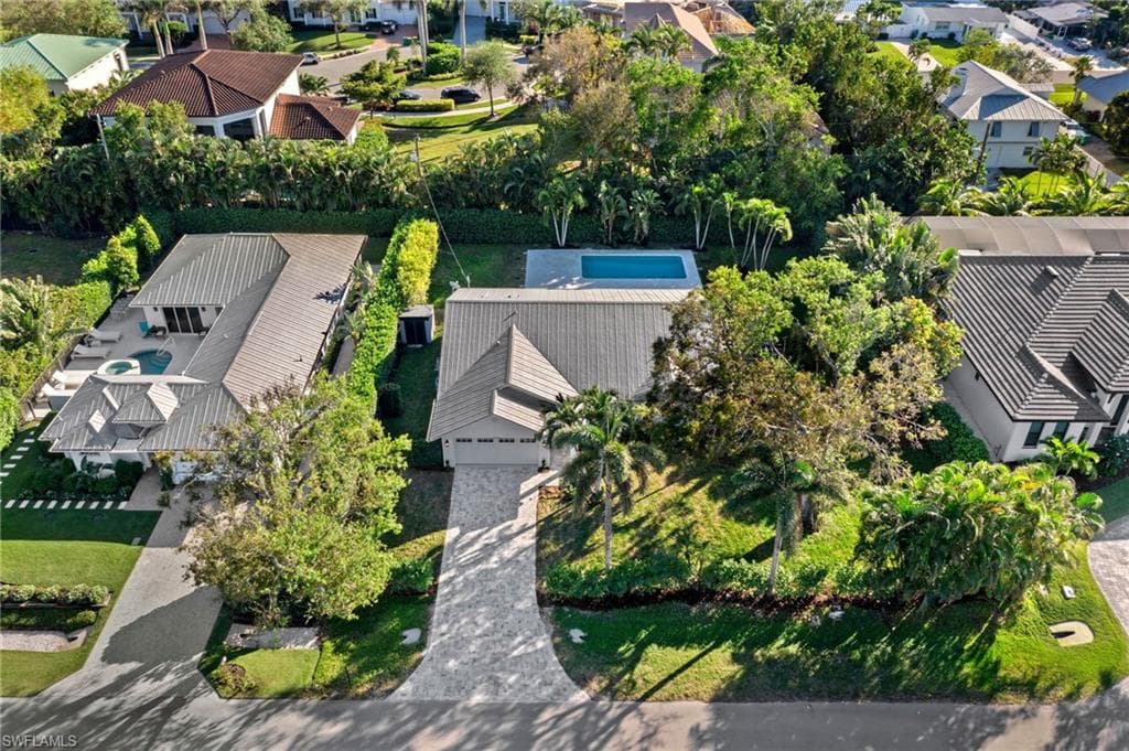 1200 Cypress Woods DR, NAPLES FL 34103-41